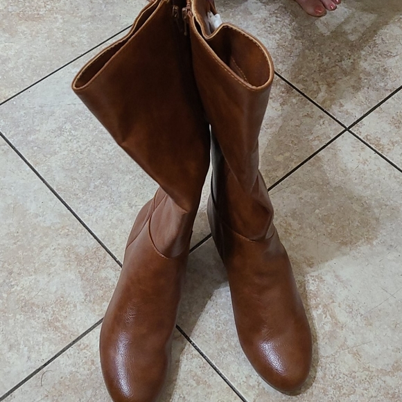 Knee length boots - Picture 4 of 7